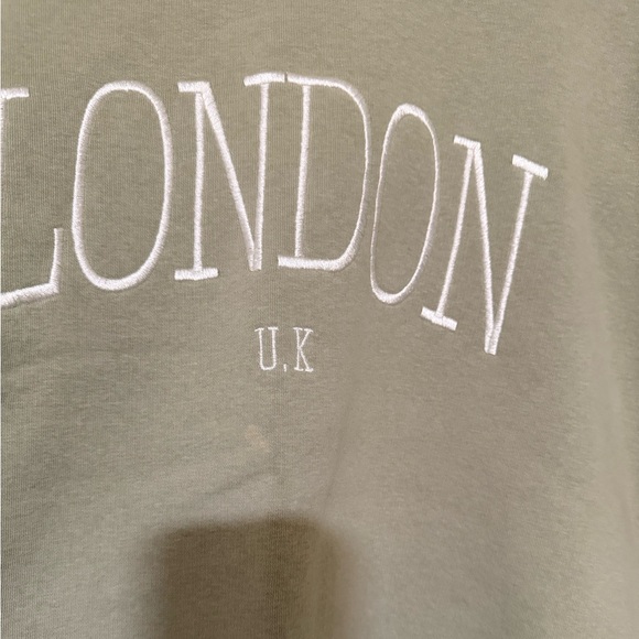 Green 'London' Sweatshirt - Picture 9 of 13